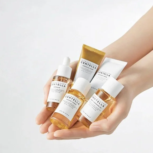 Centella Travel Kit
100% Centella asiatica extract from the nature of Madagascar - Picture 5 of 8